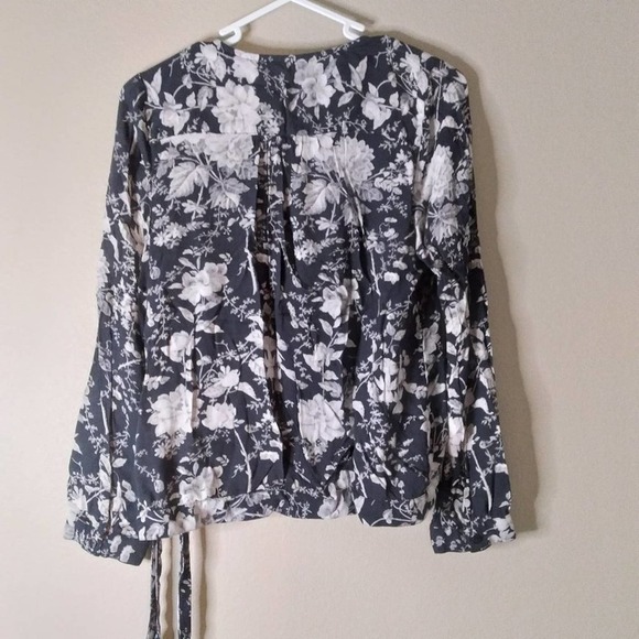 Lucky Brand Floral 3/4 Sleeve Wrap Blouse Side Tie - Picture 10 of 11